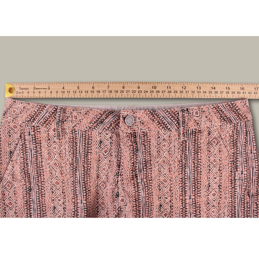 Volcom Boho Geometric Aztec Tribal Print Chino Shorts Size 5 Low Rise Stretch - Picture 7 of 8